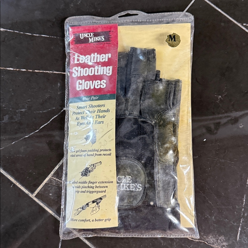 Uncle Mike's Leather Shooting Gloves